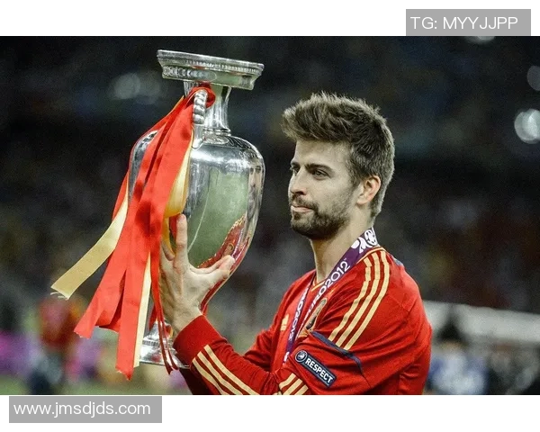 足球明星后卫的球服号码背后故事与传奇时刻揭秘 足球明星后卫的球服号码背后故事与传奇时刻揭秘