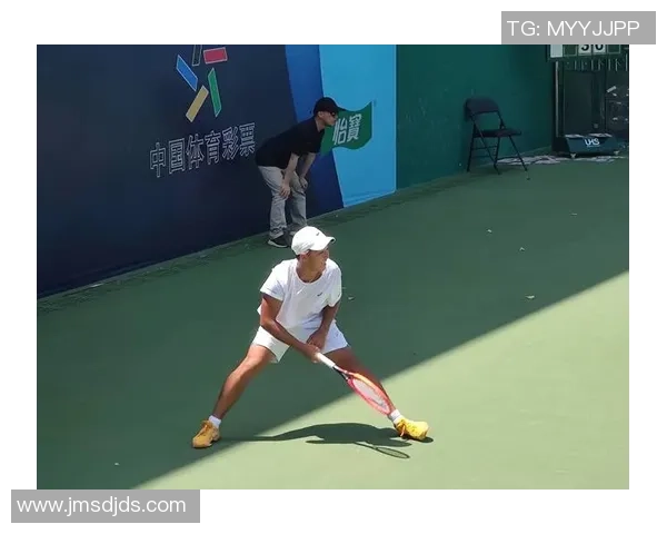 周娜独家分享网球技巧与心得助你提升球技的秘密宝典 周娜独家分享网球技巧与心得助你提升球技的秘密宝典