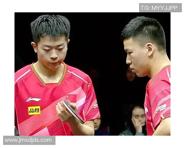 成都足球队在大师赛积分榜上以69分稳居第一名展现强劲实力 成都足球队在大师赛积分榜上以69分稳居第一名展现强劲实力