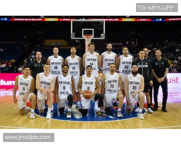 赛后分析:西安篮球队与南京篮球队的战术配合与表现评估 赛后分析:西安篮球队与南京篮球队的战术配合与表现评估